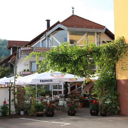 Hotel- Restaurant Zum Schwan Waldfischbach-Burgalben Exteriér fotografie